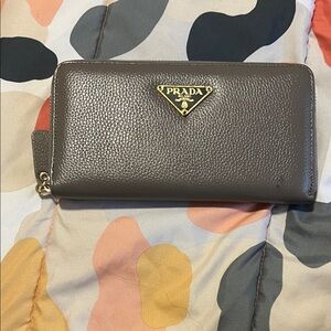 Grey Taupe Leather Wallet with Gold Logo